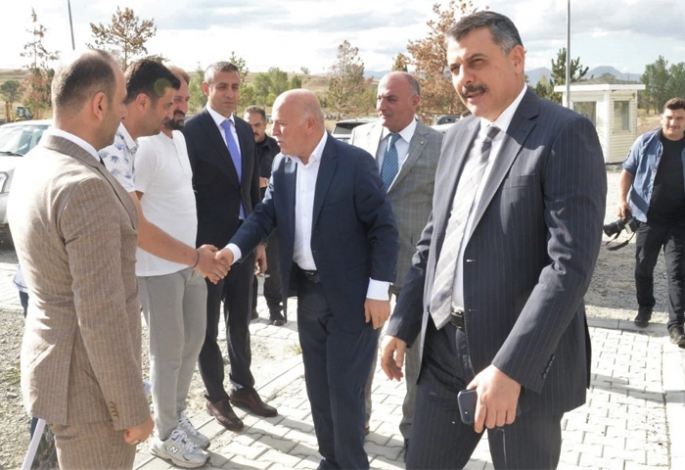 2. OSB Yönetimi, Vali Çiftçi Başkanlığında toplandı