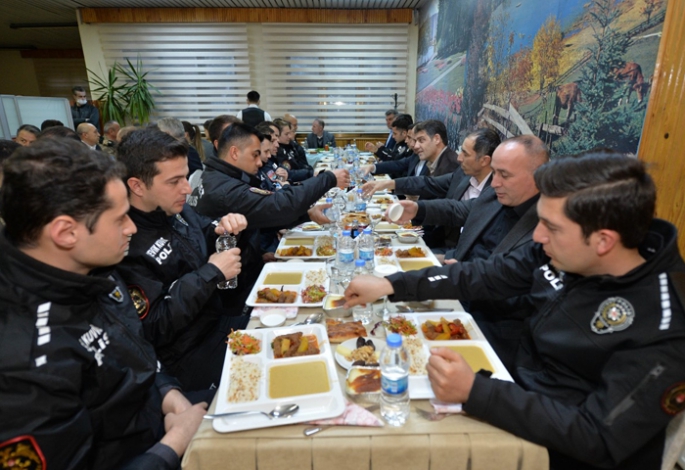 “24 saat uyanık olmak zorundayız”