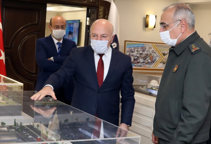 9. Kolordu Komutanı Uzun’dan Sekmen'e ziyaret