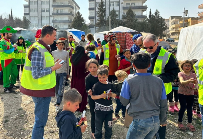 Adıyaman’a yardım seferberliği sürüyor