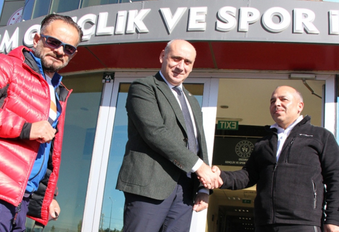 Amatör Futbolculardan ziyaret