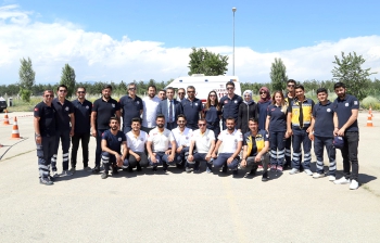 Ambulans sürücüleri zamanla yarıştı