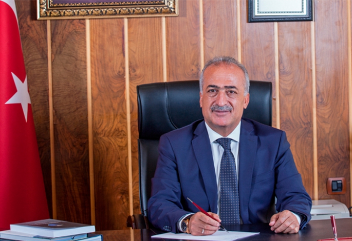 Atatürk Üniversitesinde dekan ataması yapıldı