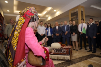 Atatürk Üniversitesinde Türkmenistan Rüzgârı Esti