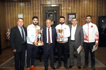 ATAUNİ yeniden madalya şampiyonu