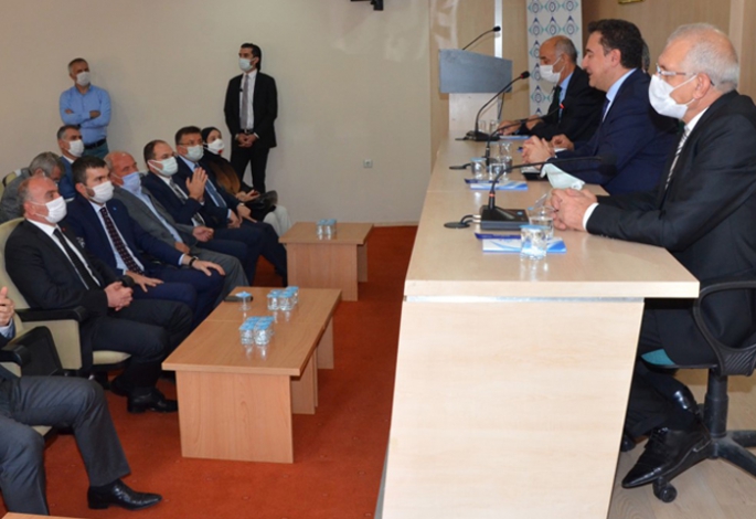 Babacan: Erzurum Türkiye’nin yıldız şehirlerinden birisi