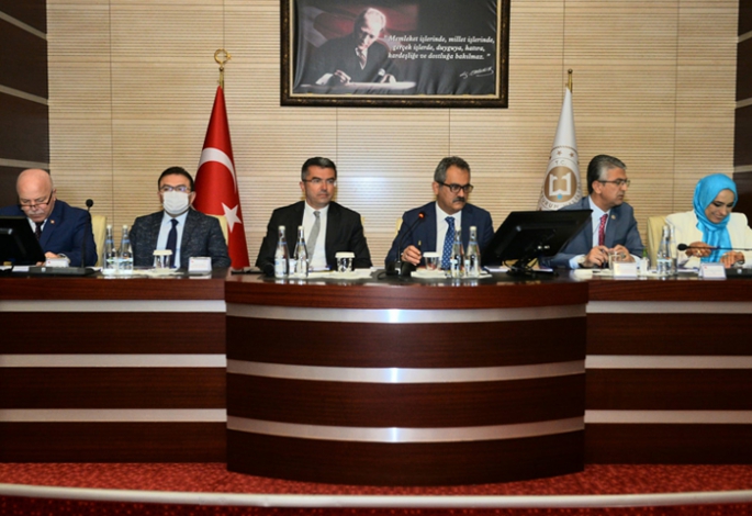 Bakan Özer’den Erzurum’a müjdeli haber