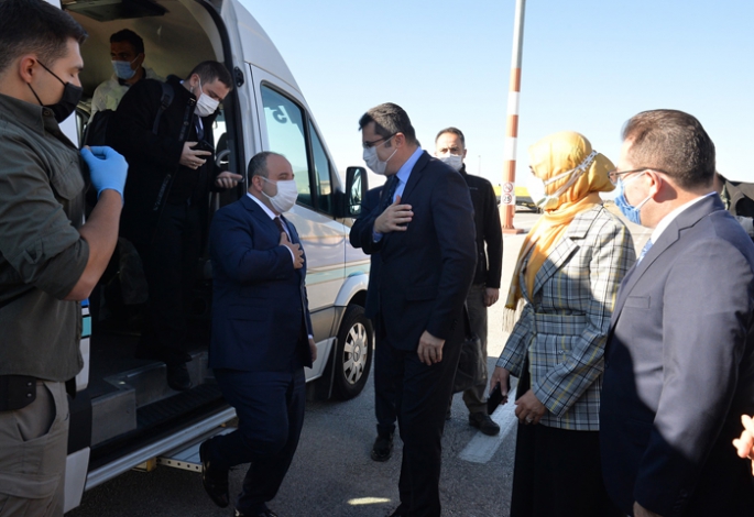 Bakan Varank, Erzurum'da