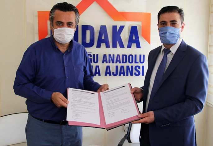 Başarılı projelerle sözleşme imzalandı