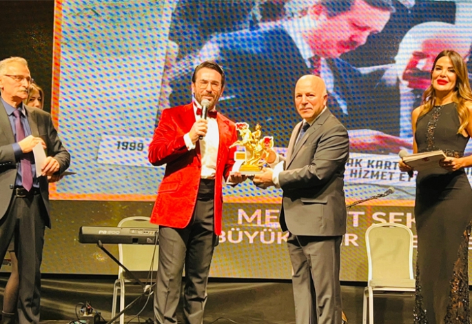 Başkan Sekmen 2022’nin “En Başarılı Başkanı