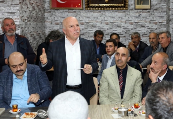 Başkan Sekmen Aziziye sakinleriyle buluştu
