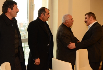 Başkan Sunar muhtarlarla istişare etti