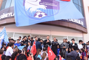 BB Erzurumspor'dan Vakıf Okullarına ziyaret