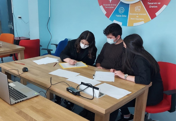 Bilgi yarışmasında Nokta Atışı yaptılar