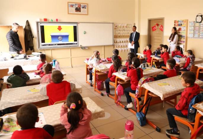 Büyükşehir’den çocuklara temizlik eğitimi