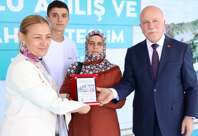 Büyükşehir’in eser yatırımları devam ediyor