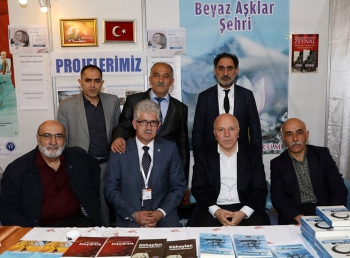 Büyükşehir’in Kitap Fuarı başarısı