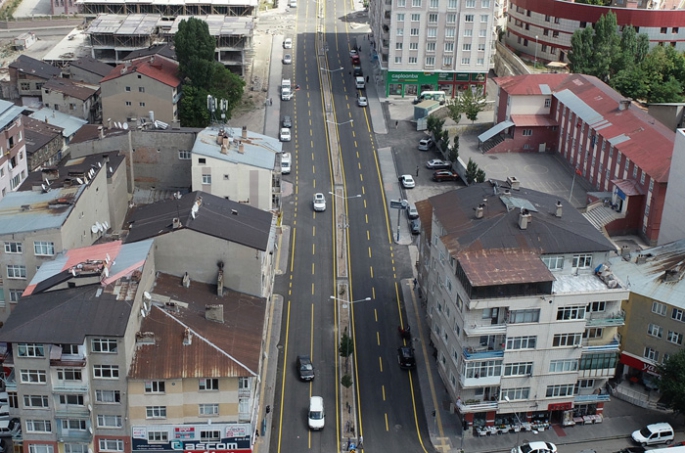 Büyükşehir, ulaşım ağlarına kalite kazandırıyor