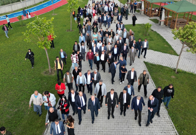 Büyükşehir Yarımca Millet Bahçesi açıldı