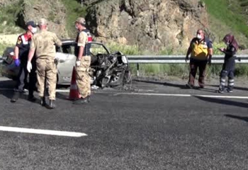 Erzurum’da feci kaza: 2 ölü 3 yaralı