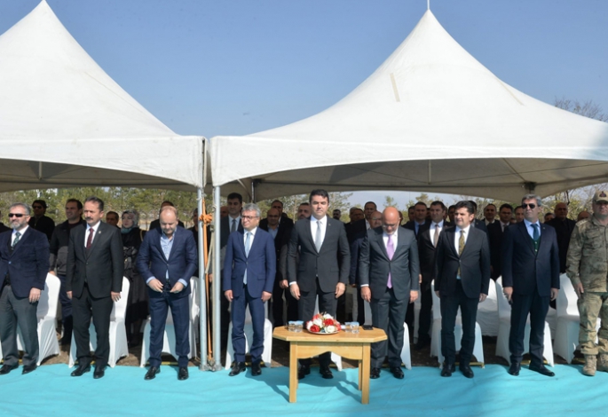 Erzurum'da lise ve öğrenci pansiyonunun temeli atıldı
