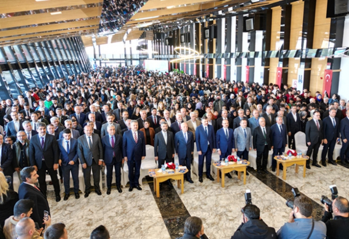 Erzurum kitap fuarı kapılarını kitapseverlere açtı