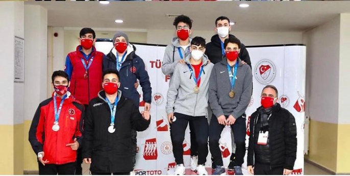 Erzurum Teknik Üniversitesi’nden 4 Madalya 
