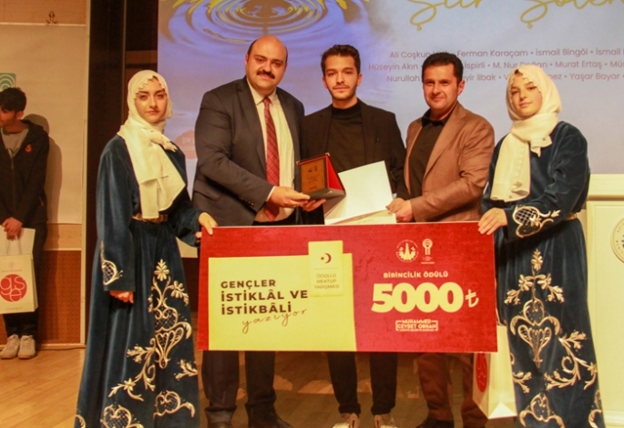 Erzurumlular Şiire doydu