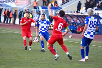 Erzurumspor fırsatı tepti