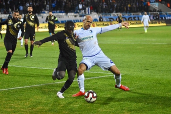 Erzurumspor zirve aşkına