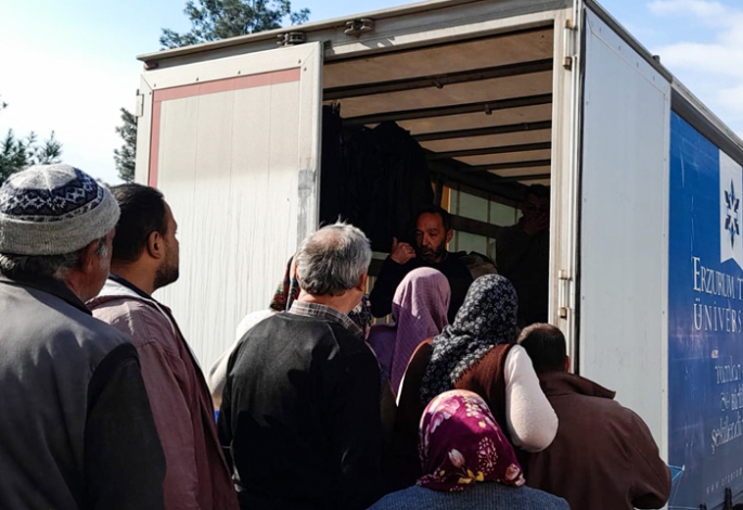 ETÜ depremzedelere yardımı sürdürüyor