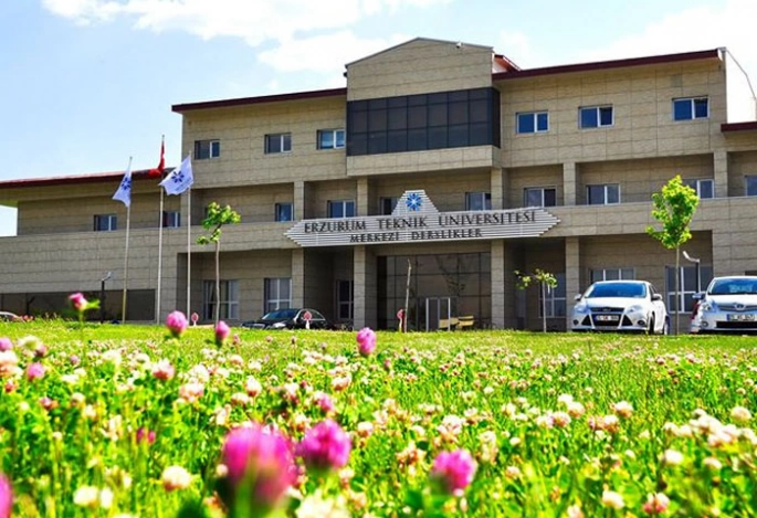 ETÜ Öğrencilerin 8 Projesi desteklendi