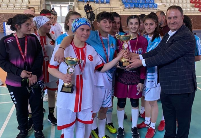 Futsalın sultanı Reşit Karabacak
