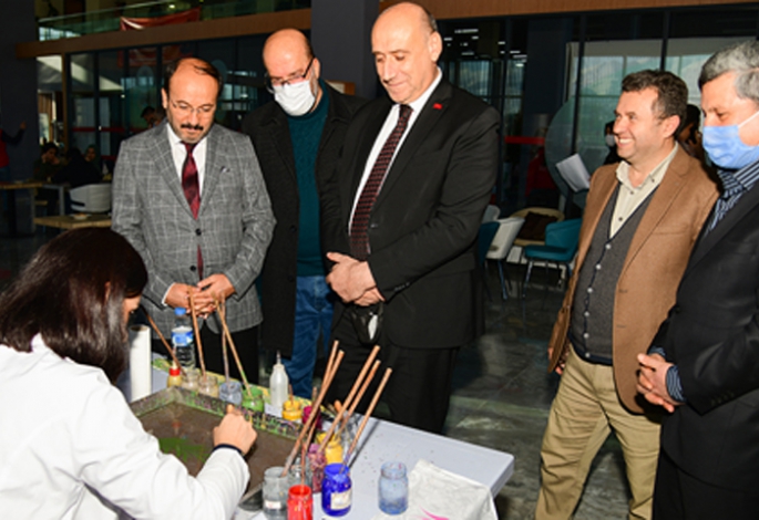 ‘Genç Ofis’ ETÜ Kampüsünde açıldı