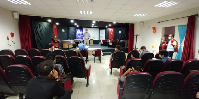Gençler Münazara Ligi’nde Yarıştı
