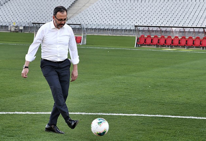 Halı sahalar yarın itibariyle açılıyor