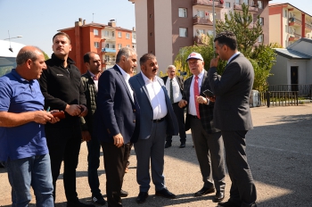 İki Başkan omuz omuza