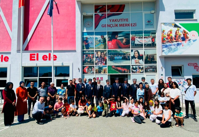 Kıbrıs Gazileri gençlerle buluştu