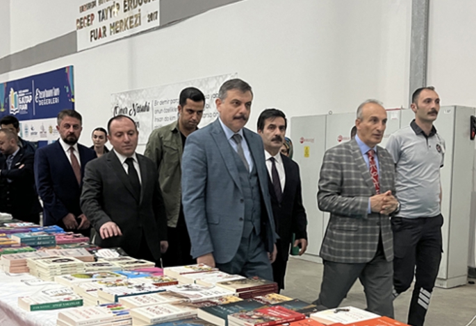 Kitap Fuarı 4 günde 135 bin kişiyi ağırladı
