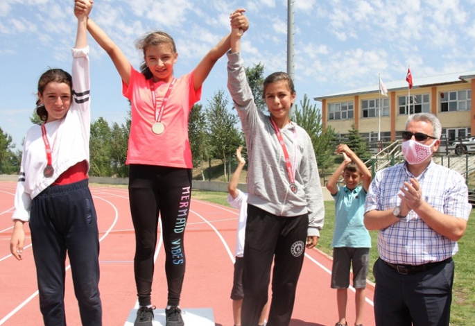 Kongre Kupası için koştular
