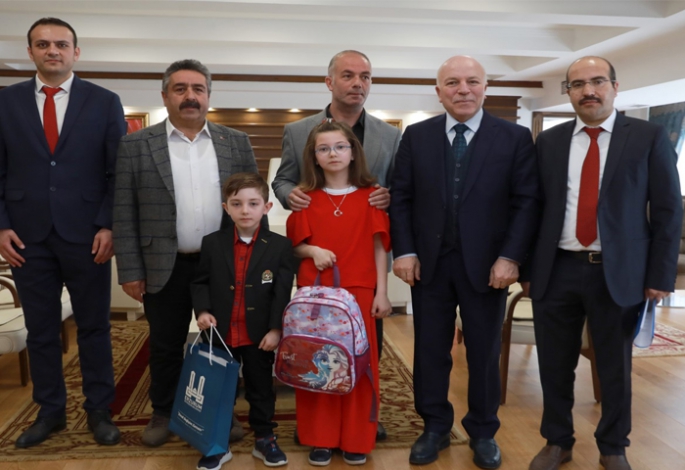 Küçük Başkan’dan çocuklara yardım çağrısı
