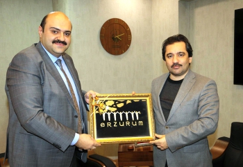 Küçükyılmaz’dan Başkan Orhan’a ziyaret