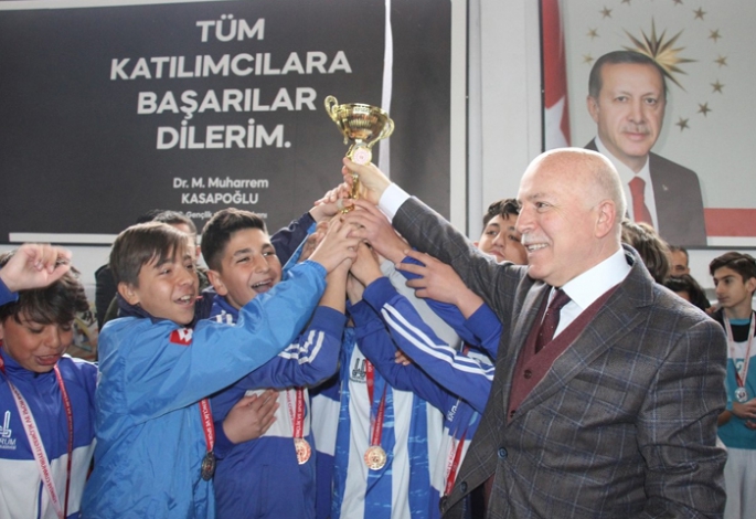 Mahallede Maç Var’ın Şampiyonu Gençlik Spor