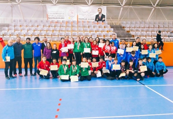 Masa tenisinde yarı finaldeyiz