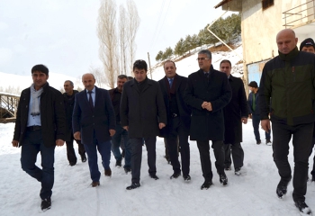 MHP dur durak demeden ilçe ilçe geziyor