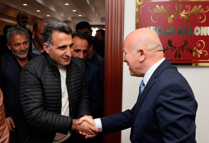 Muhtarlardan Başkan Sekmen’e teşekkür