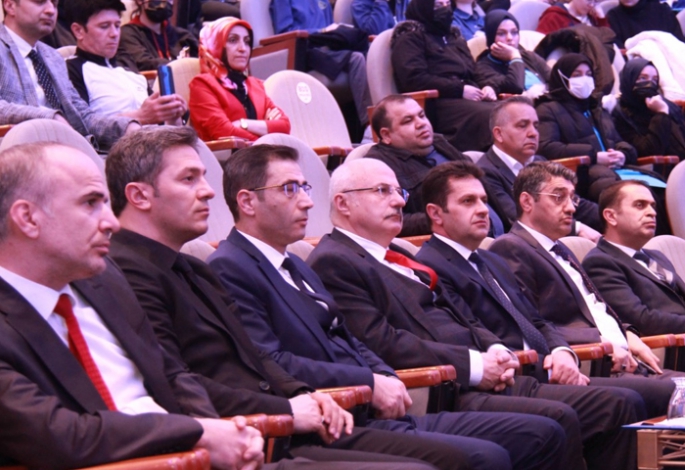 Öğrenciler Tarık Buğra’yı anlattı