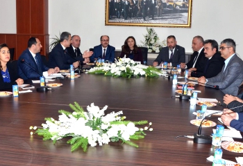 Özakalın: Sahada sonuç görmek istiyoruz