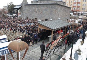 Şehit Rahmi Kaya son yolculuğuna uğurlandı 