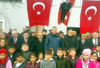 Şenkaya’da, DAP Semt Kütüphanesi açıldı